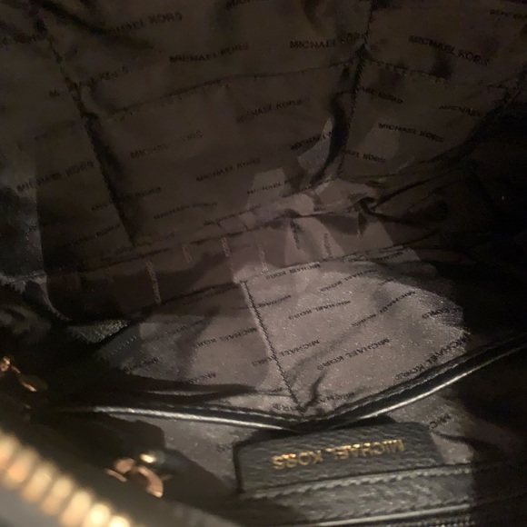 MICHAEL KORS WHIPSTITCHED HOBO PURSE - Picture 7 of 15